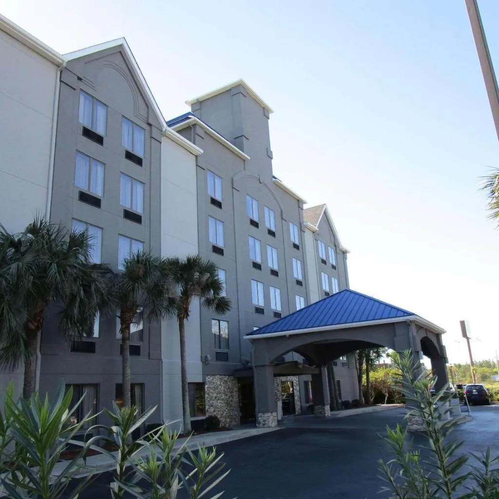 Photograph of Country Inn & Suites by Radisson, Murrells Inlet, SC