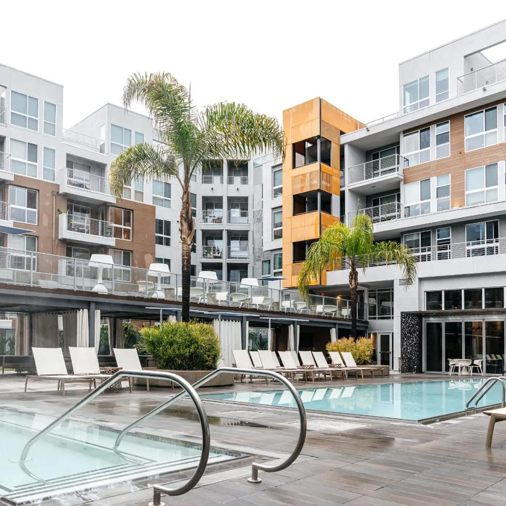 Photograph of West Hollywood Luxe Townhome Walkable WeHo Avalon