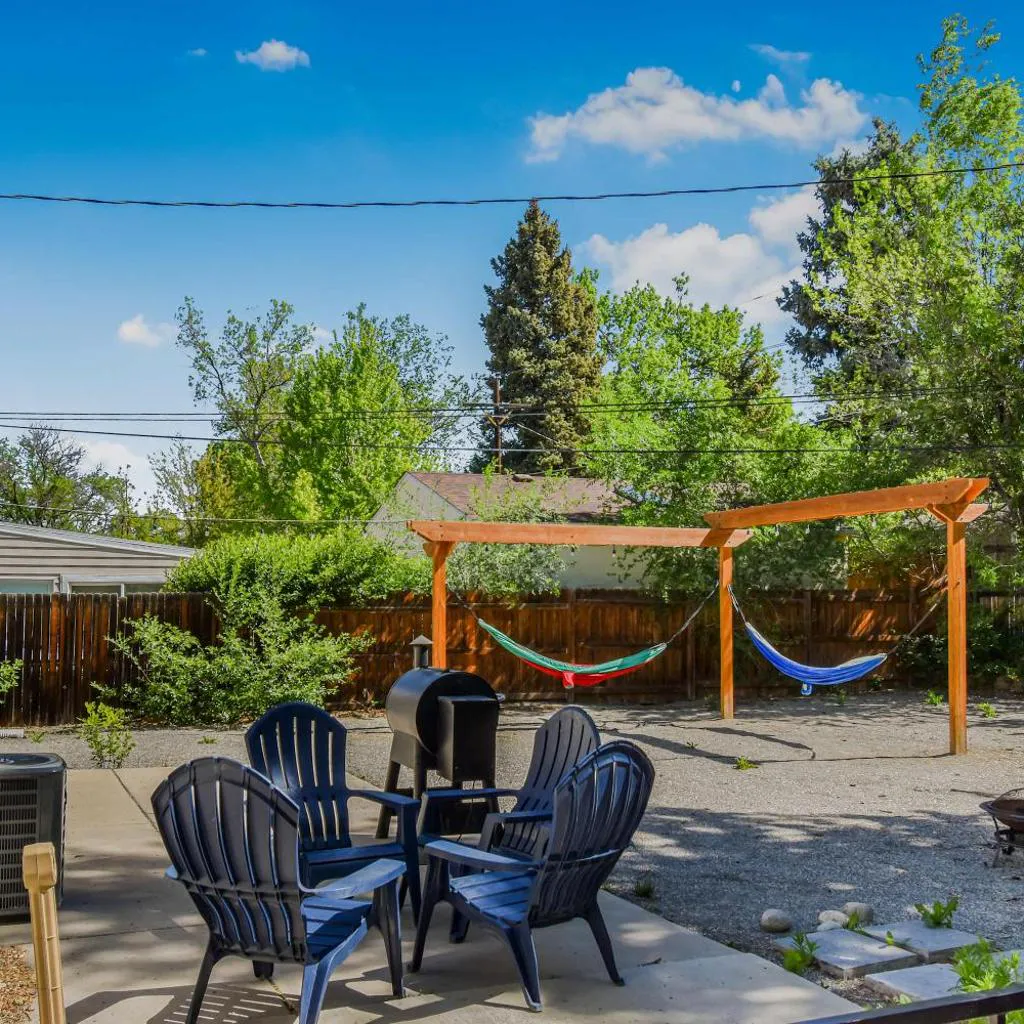 Photograph of Peaceful retreat in quite neighborhood