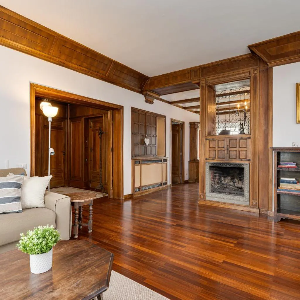 Photograph of Elegante appartamento 130mq in stile classico