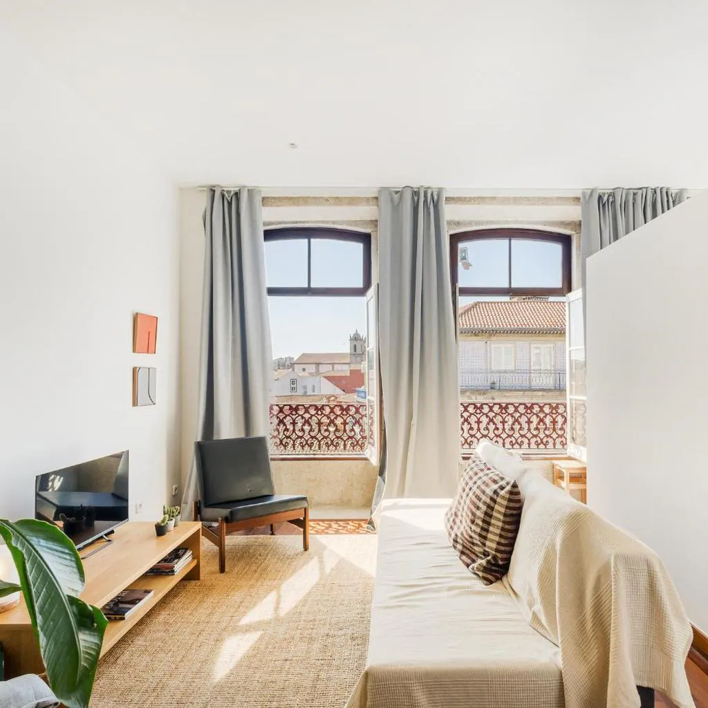 Photograph of Hey Apartments C - Historic City View