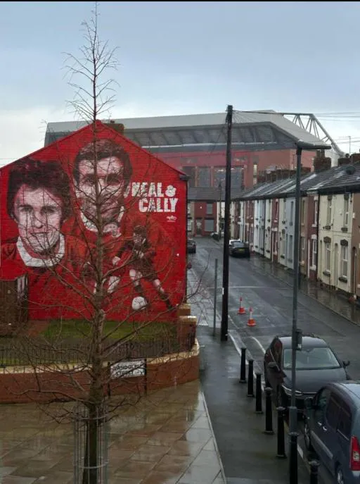 Photograph of Anfield 4 min walk Sleeps 7 4BR 5Bed 3Bathrooms