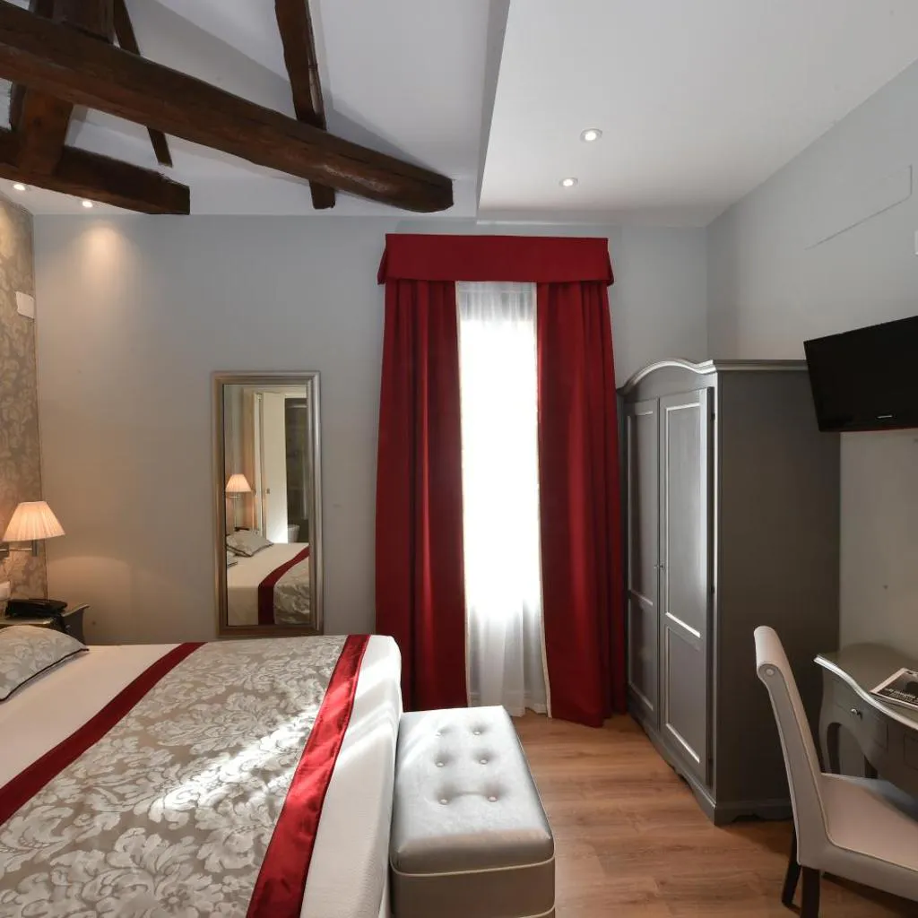 Photograph of Hotel Villa Rosa