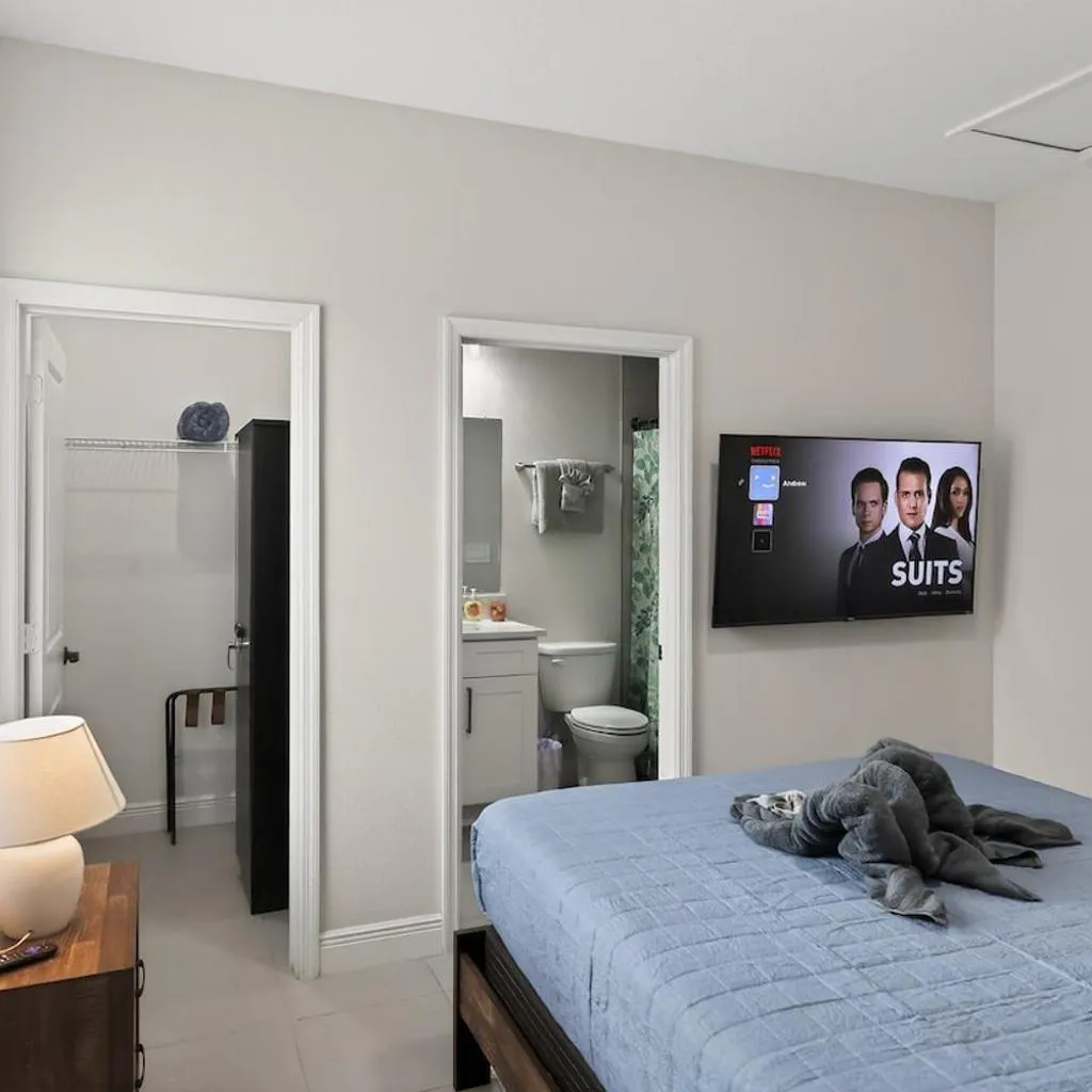 Photograph of Brand-New 1BR Minutes to Tampa's Top Attractions