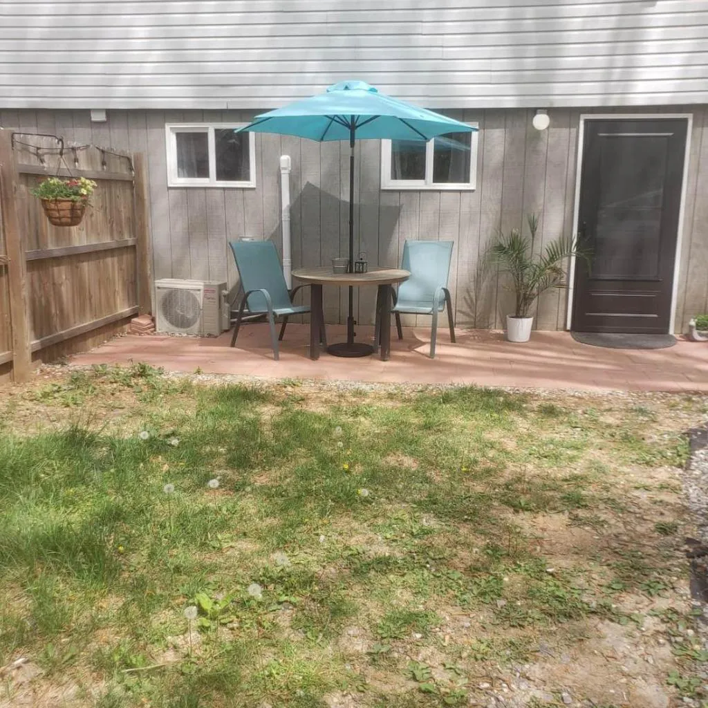 Photograph of Bright 1 Bed Below