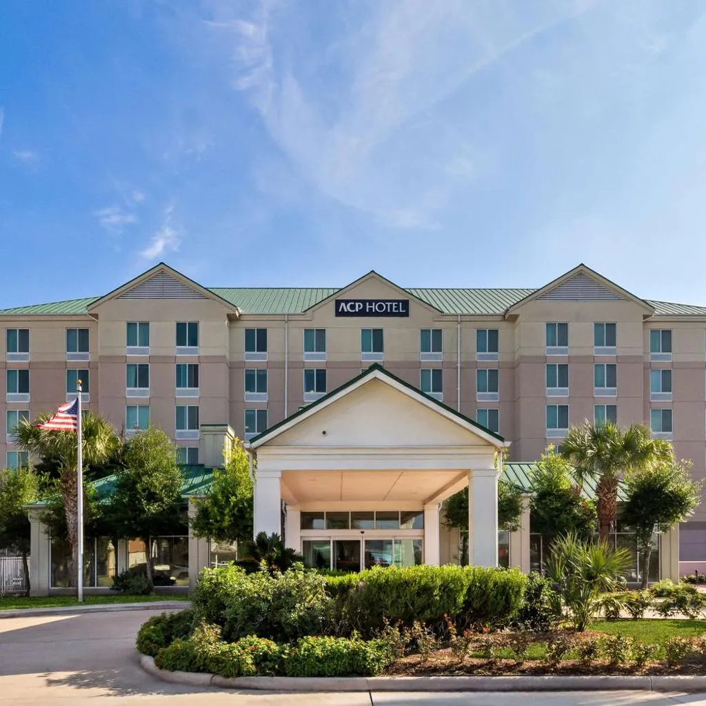 Photograph of ACP Hotel Houston Westchase, MOD Collection by Sonesta