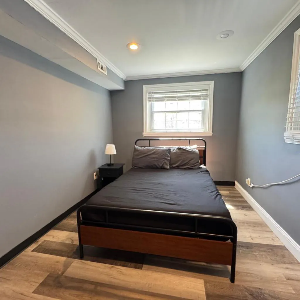 Photograph of Cozy Modern 2-Bedrooms Apartment DC