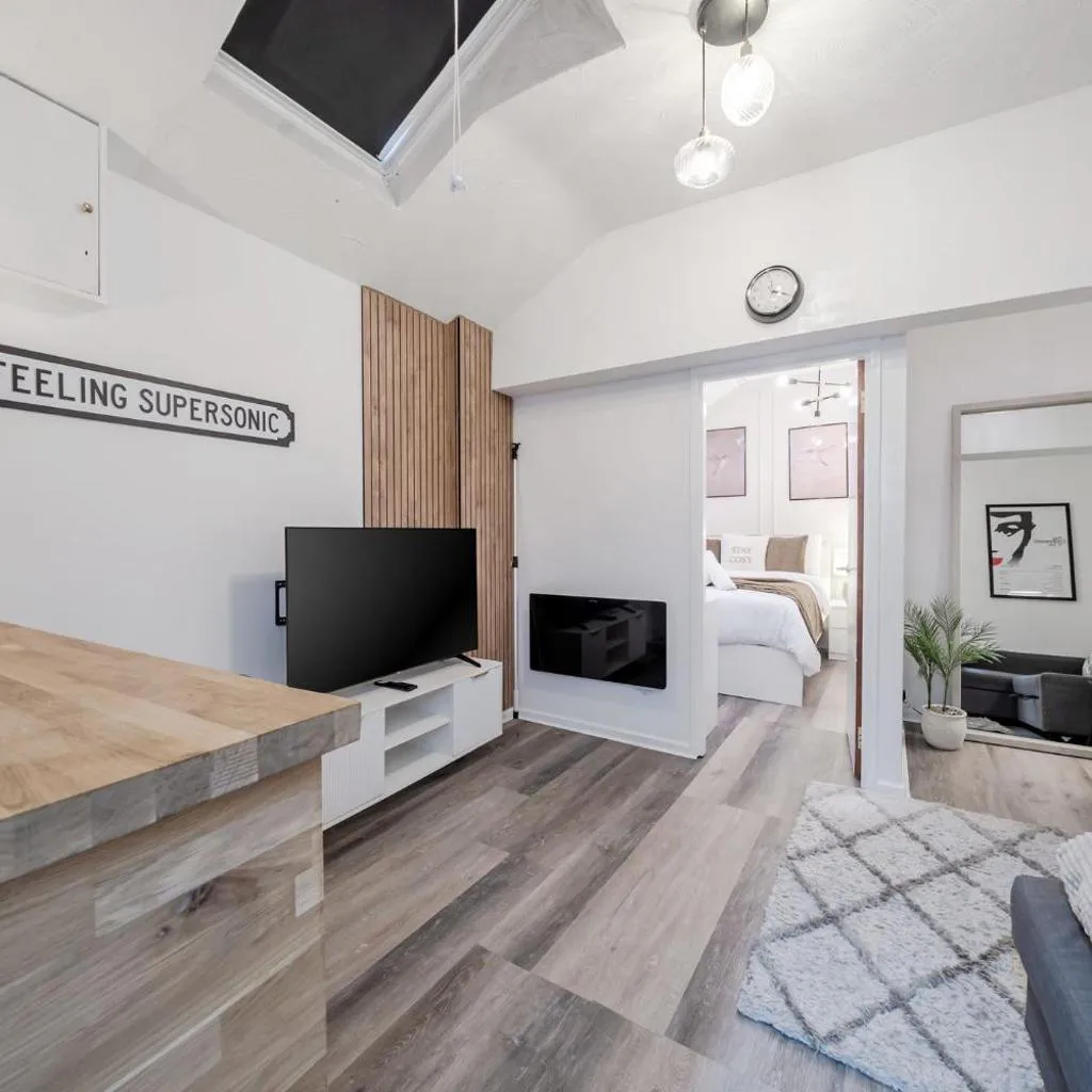 Photograph of One-Bedroom Deluxe Apartment 5 City Centre Manchester
