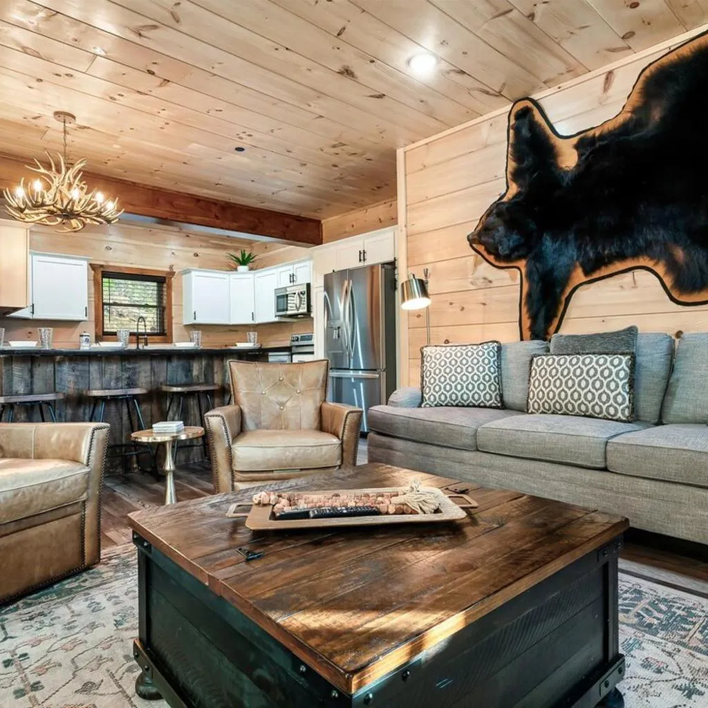 Photograph of Luxury Cabin 5 Min to Smoky Mountains Hot Tub & Theater Room