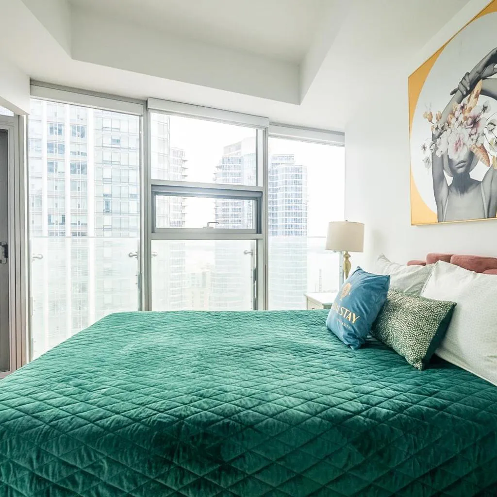 Photograph of Gorgeous 2 Bedroom 2 Bath Condo in the Heart of Downtown