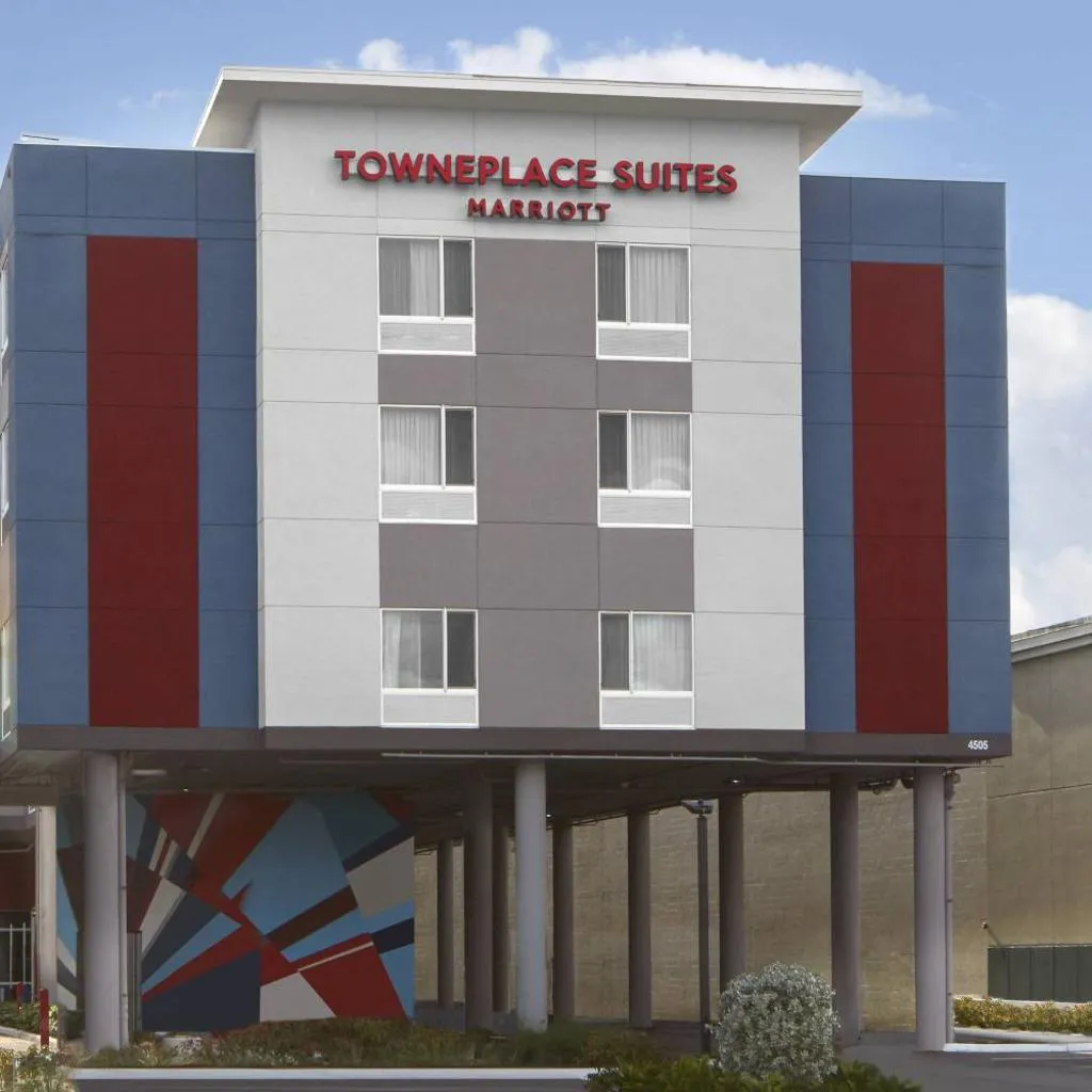 Photograph of TownePlace Suites by Marriott Tampa South