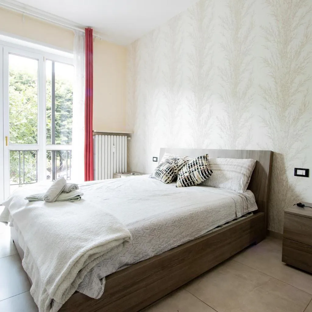 Photograph of [Reni House]-Bright apartment+free park