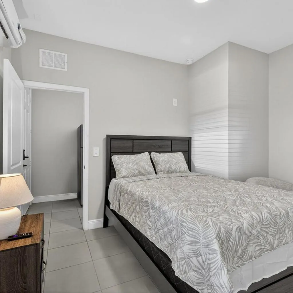 Photograph of New Modern 1BR - Near Busch Gardens & Downtown