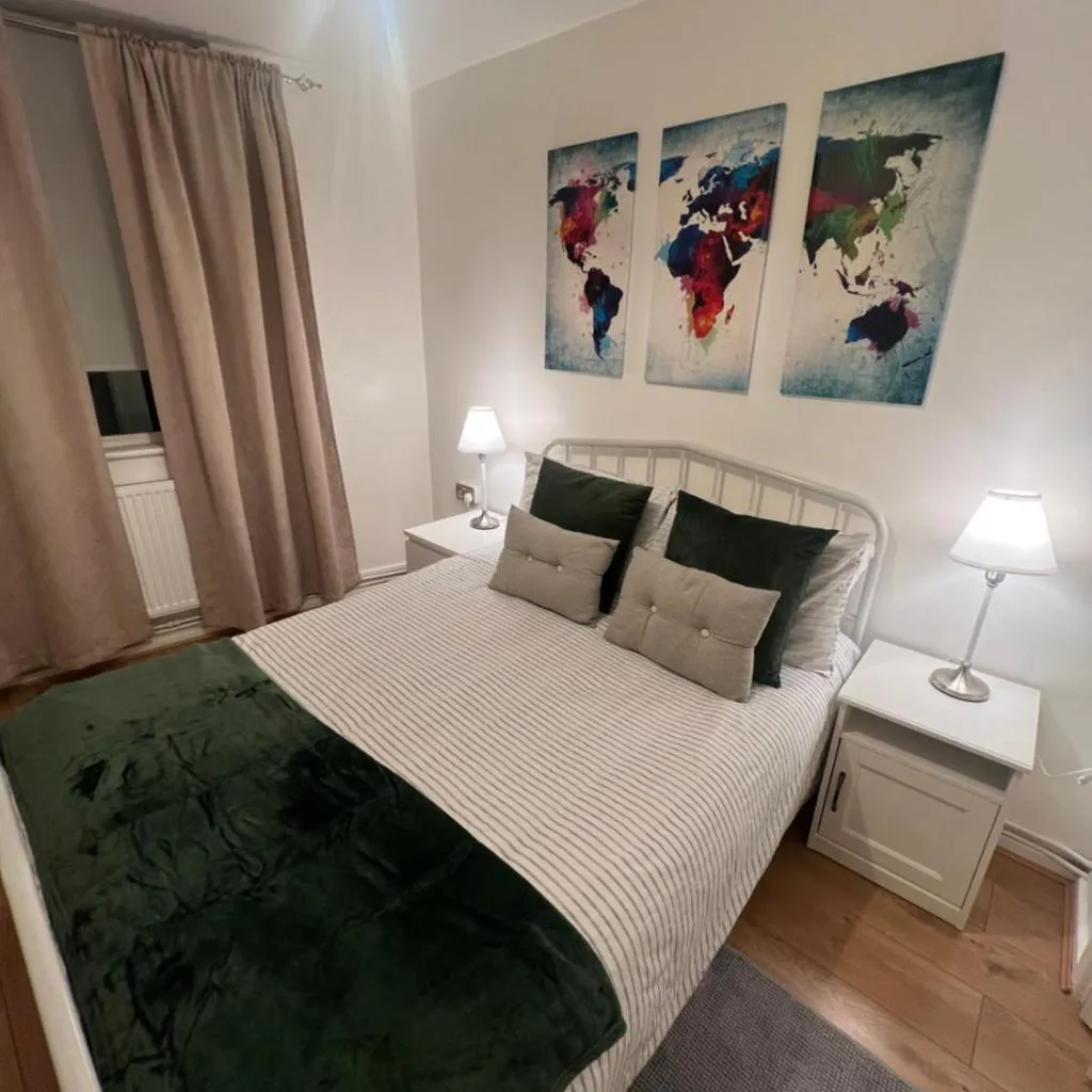 Photograph of GREAT Apartment in Camberwell