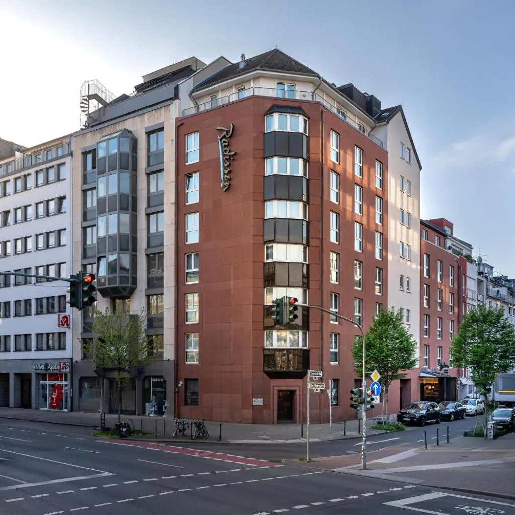 Photograph of Radisson Hotel Düsseldorf City Center