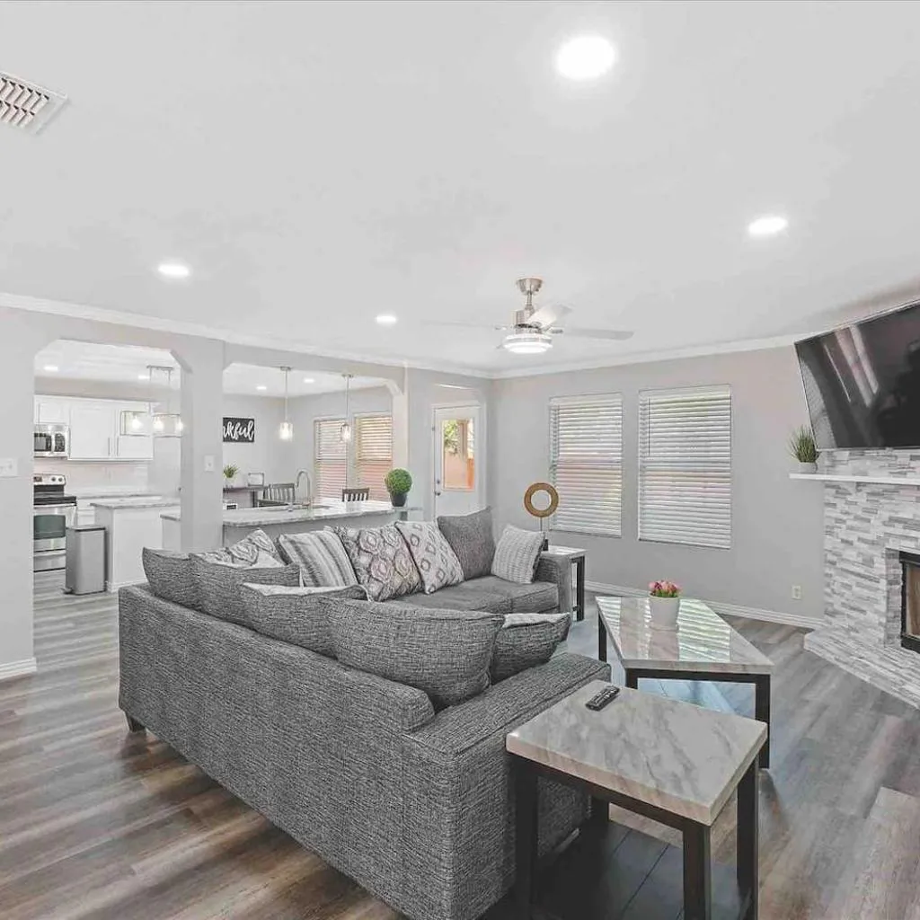 Photograph of Spacious Home with Game-room, close to SeaWorld