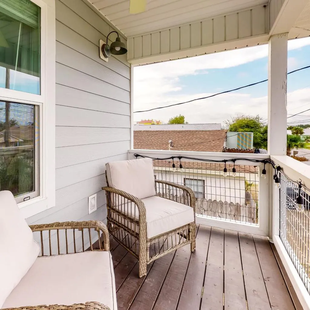 Photograph of Premier Dog-Friendly Beach Home with Free WiFi Youtube TV & Fenced-In Backyard