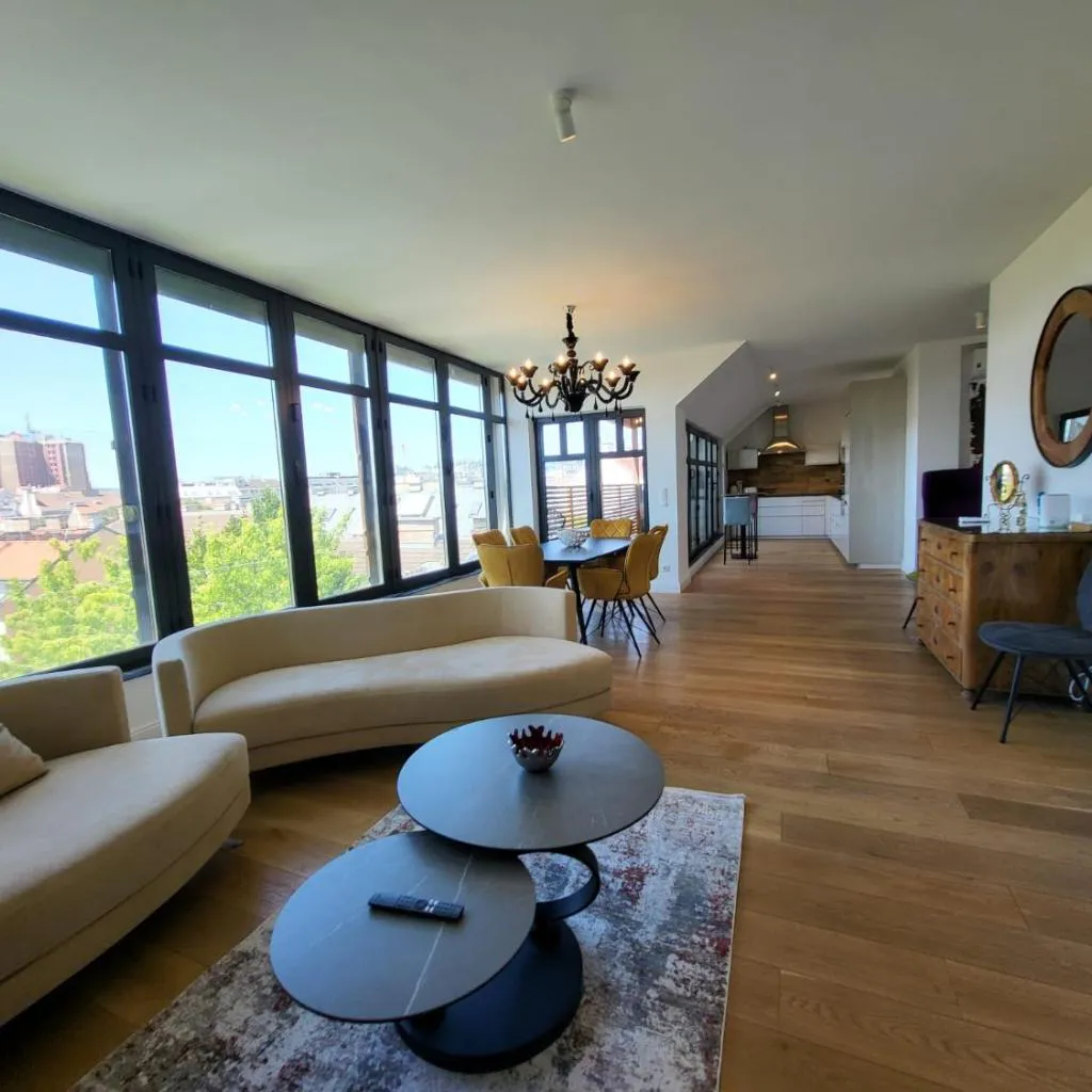 Photograph of Luxury Penthouse Wien 2 Dachterrassen für 8 Pers