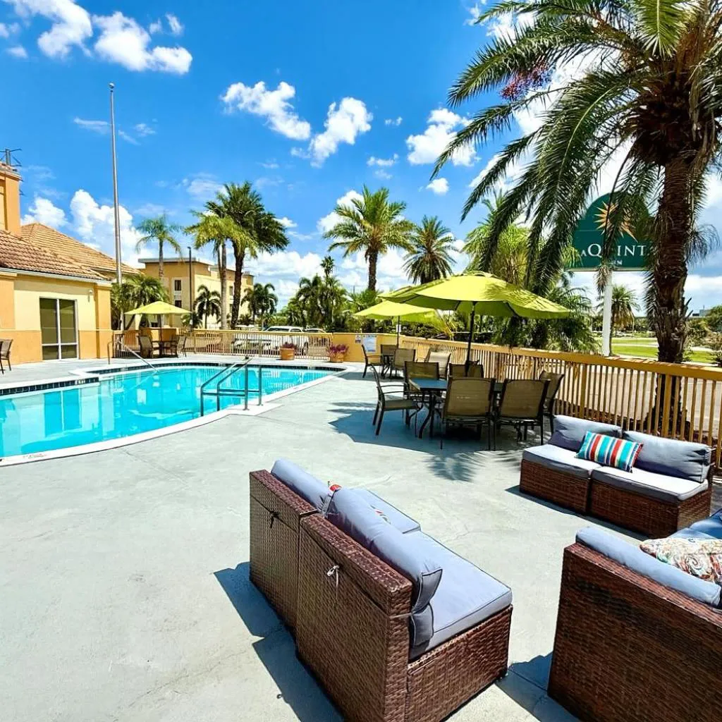 Photograph of La Quinta by Wyndham Orlando Universal area - Free Shuttle to Universal
