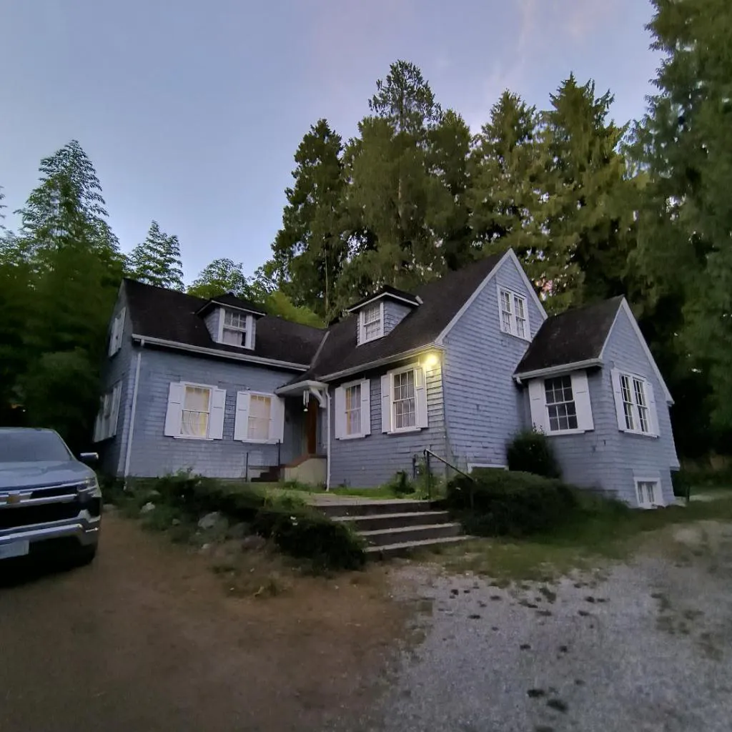 Photograph of Vancouver Guest House- Airport 10 Min, Free Parking