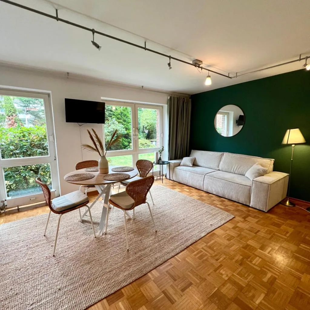 Photograph of Fair Spot- 5 Minutes to Fair & Airport, 10 Minutes to city center