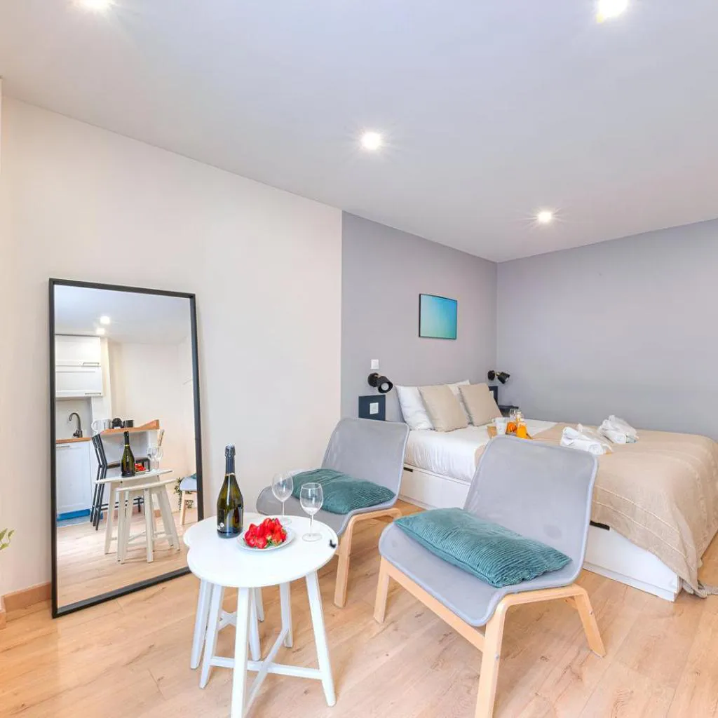 Photograph of 388 Suite Trousseau - Superbe Appartement à Paris
