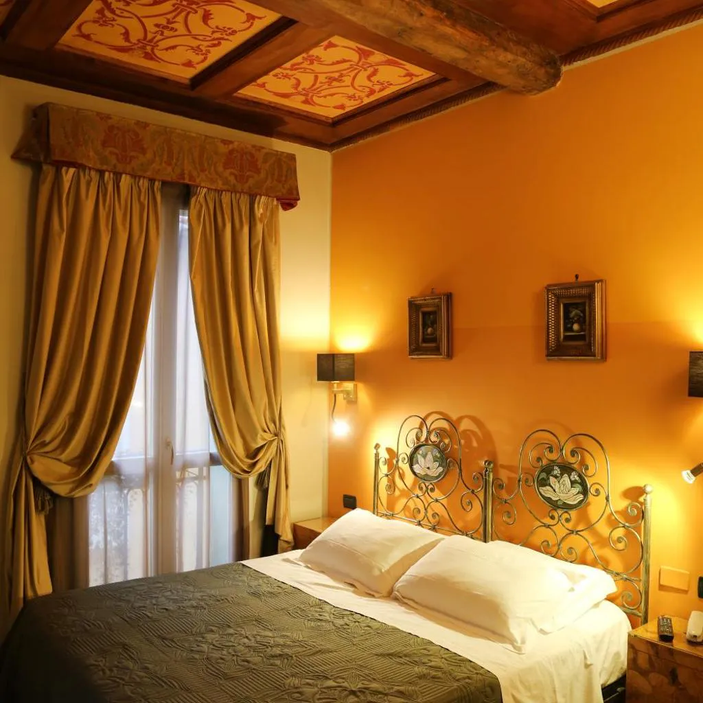 Photograph of Albergo delle Drapperie
