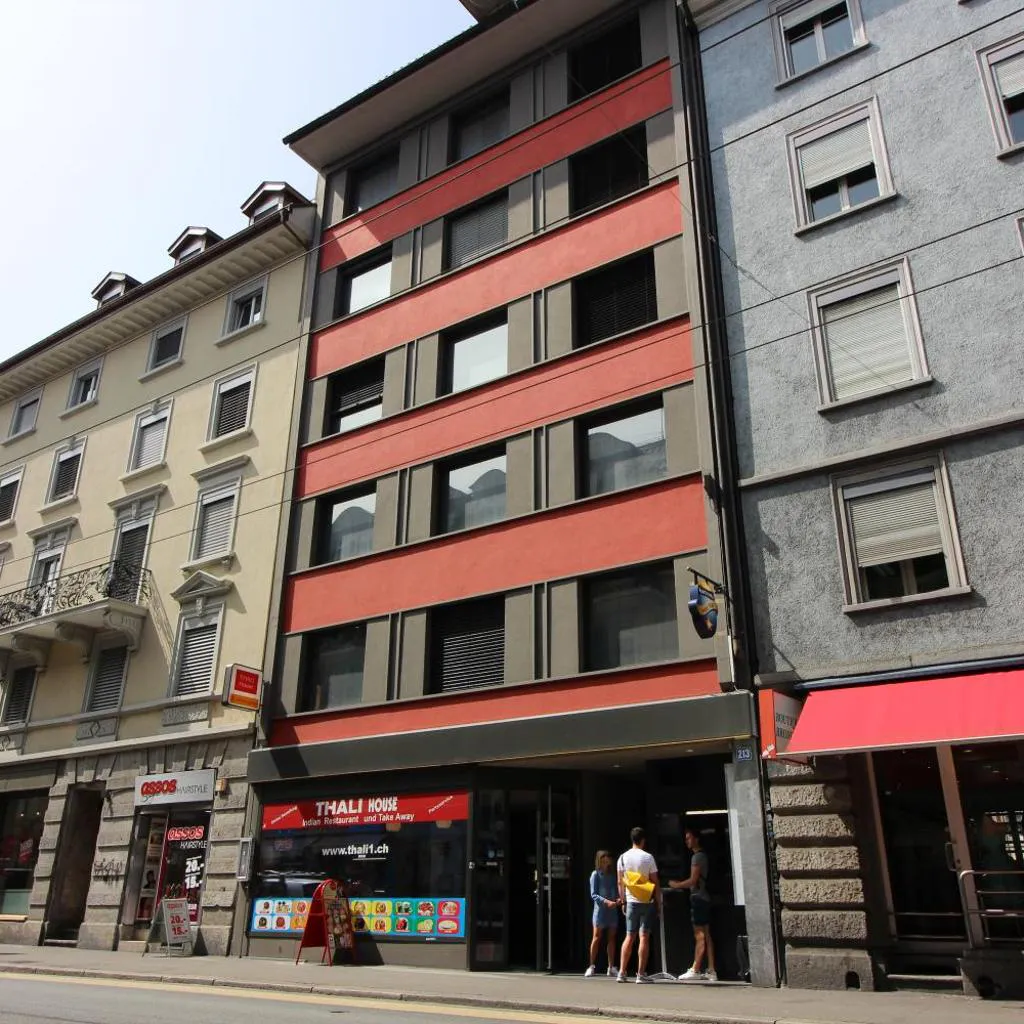 Photograph of Swiss Star Longstreet - Self Check-In