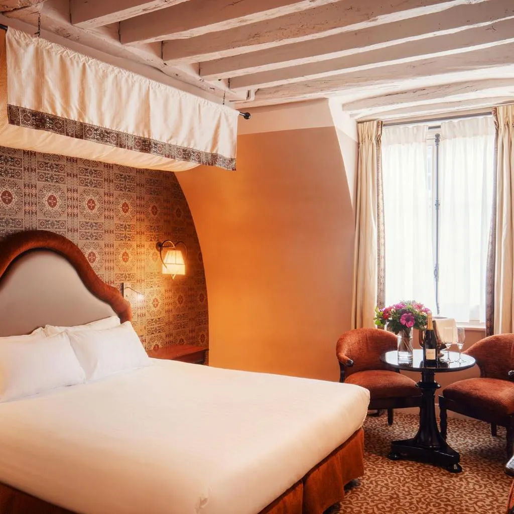 Photograph of Hotel Odeon Saint-Germain