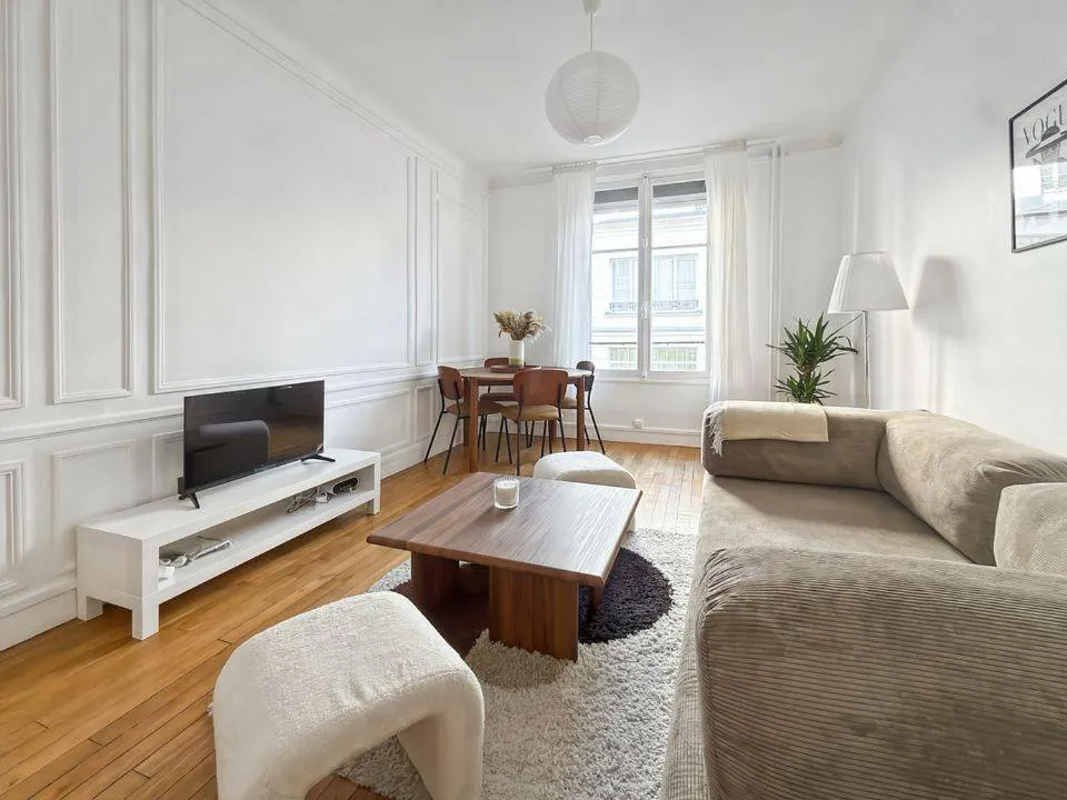 Photograph of Elégant appartement-proximité jardin du Luxembourg