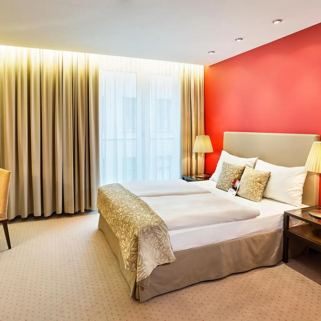 Photograph of Austria Trend Hotel Savoyen Vienna - 4 stars superior