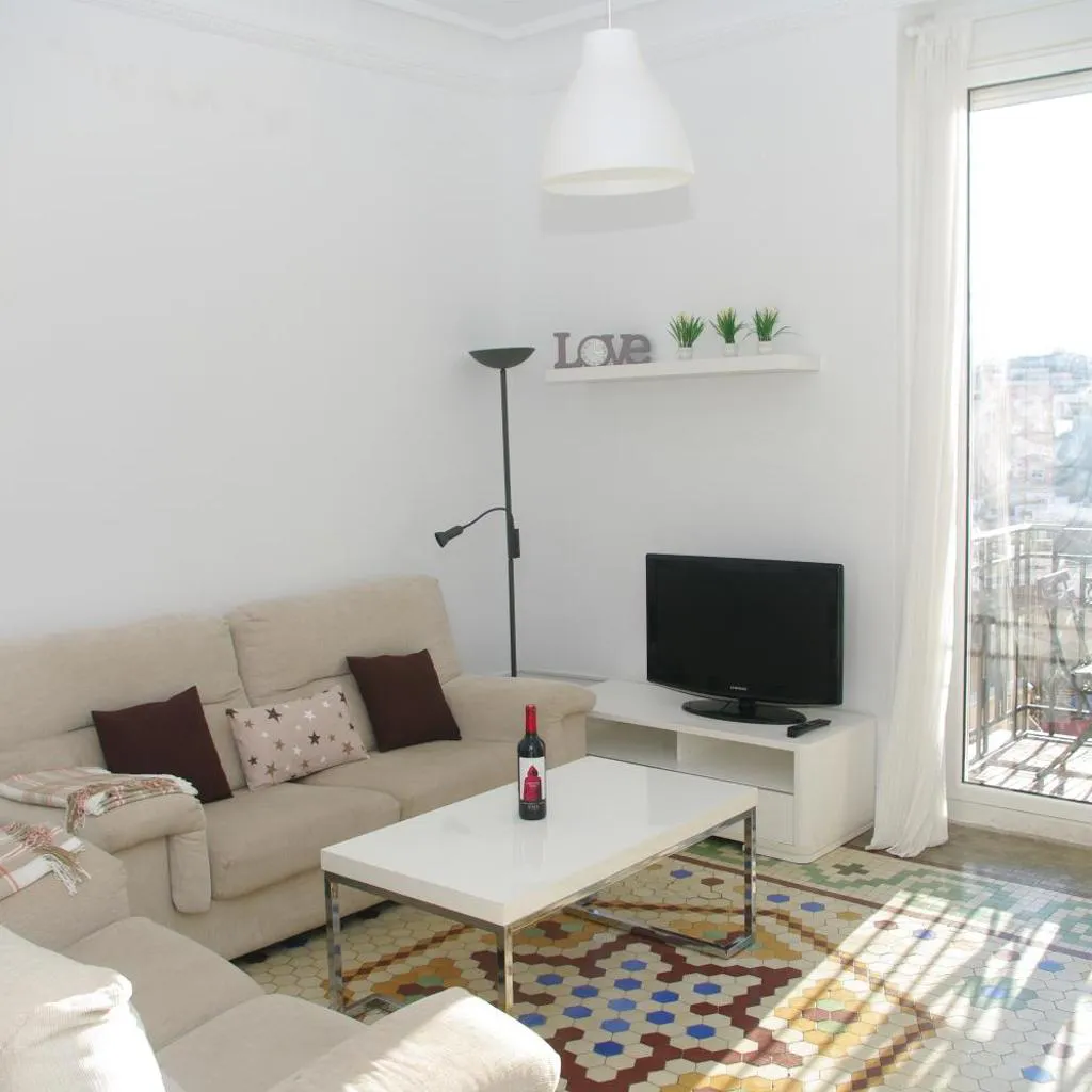 Photograph of Carlos & Ana Amplio Apartamento 4 Habitaciones Centro Valencia