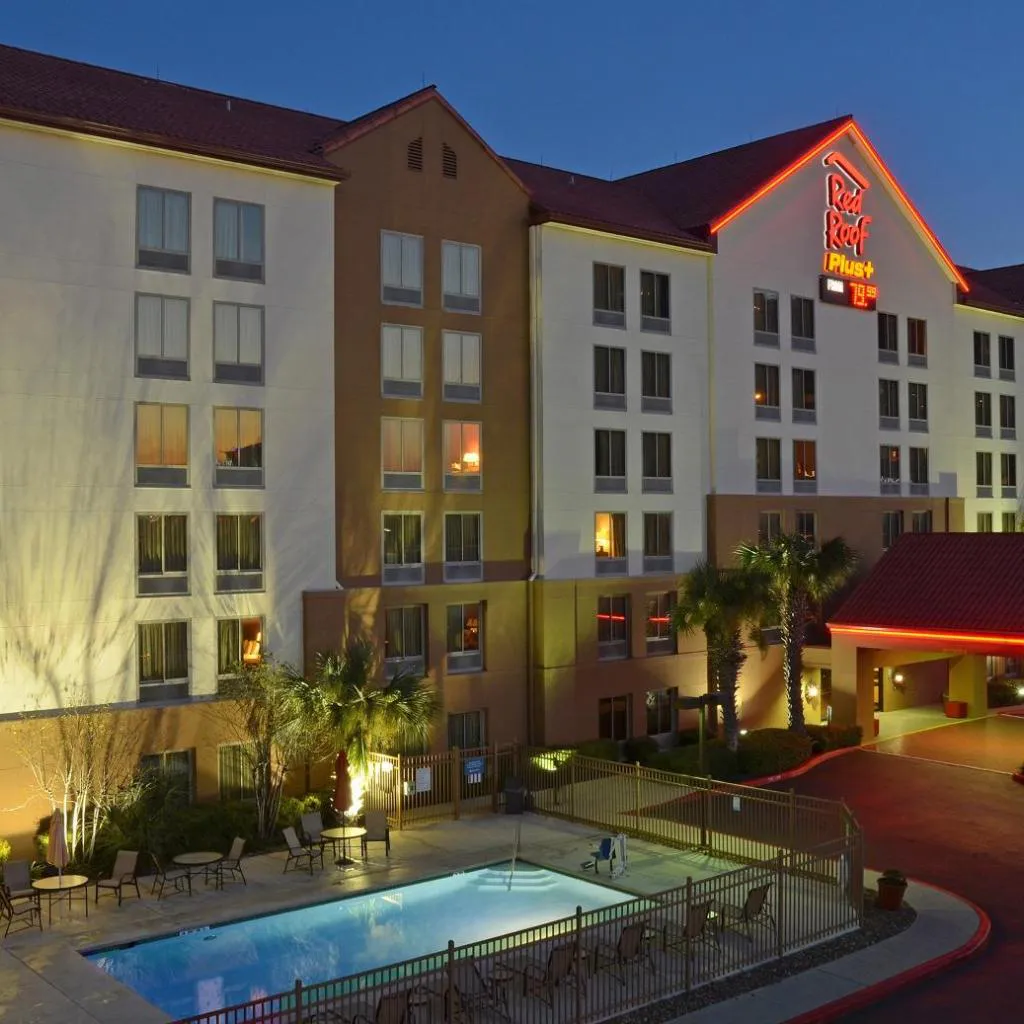 Photograph of Red Roof Inn PLUS+ San Antonio Downtown - Riverwalk