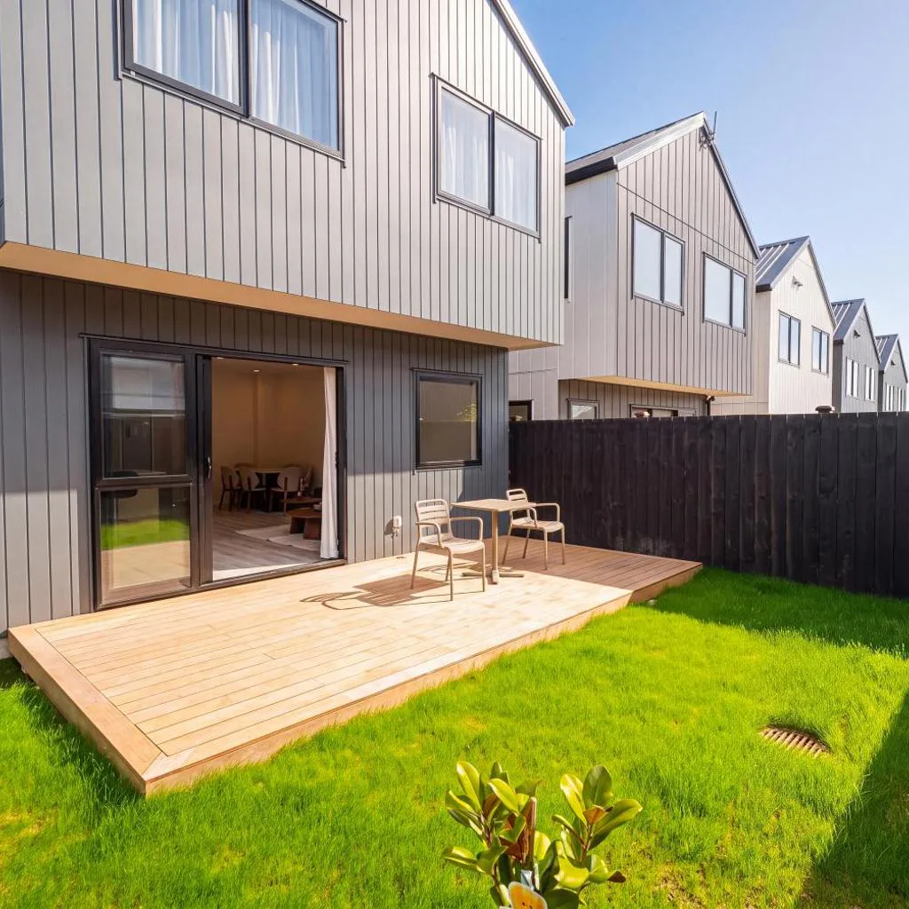 Photograph of Modern Hobsonville 4 Bedroom Waterfront & Parking