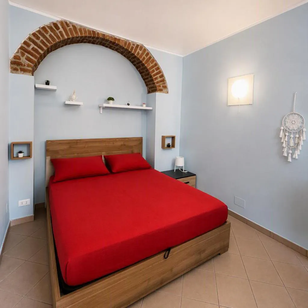 Photograph of Scarlett Home Crocetta