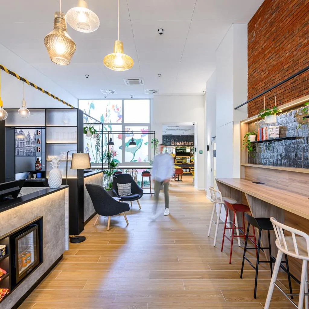 Photograph of B&B HOTEL Brussels Centre Gare du Midi