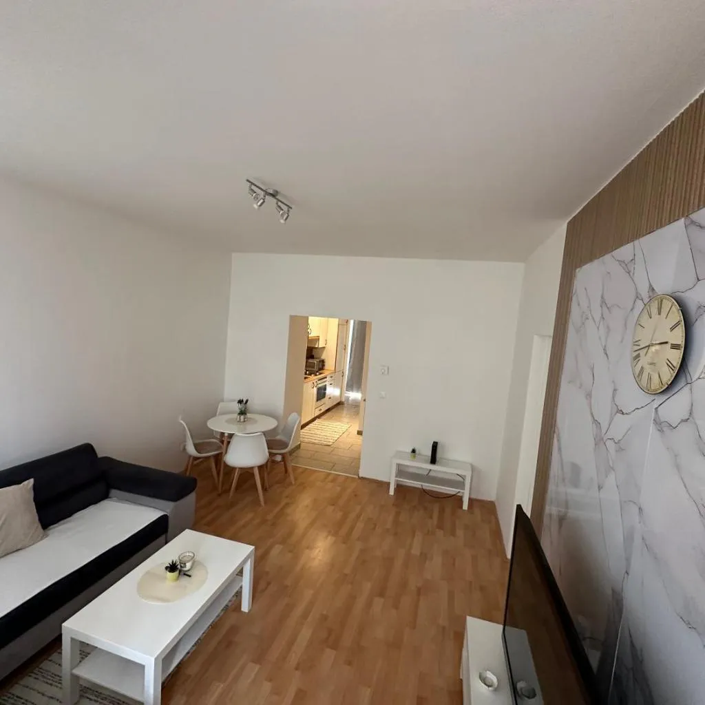 Photograph of Cozy Ground Floor Apartment Near U6 Easy Access to Center