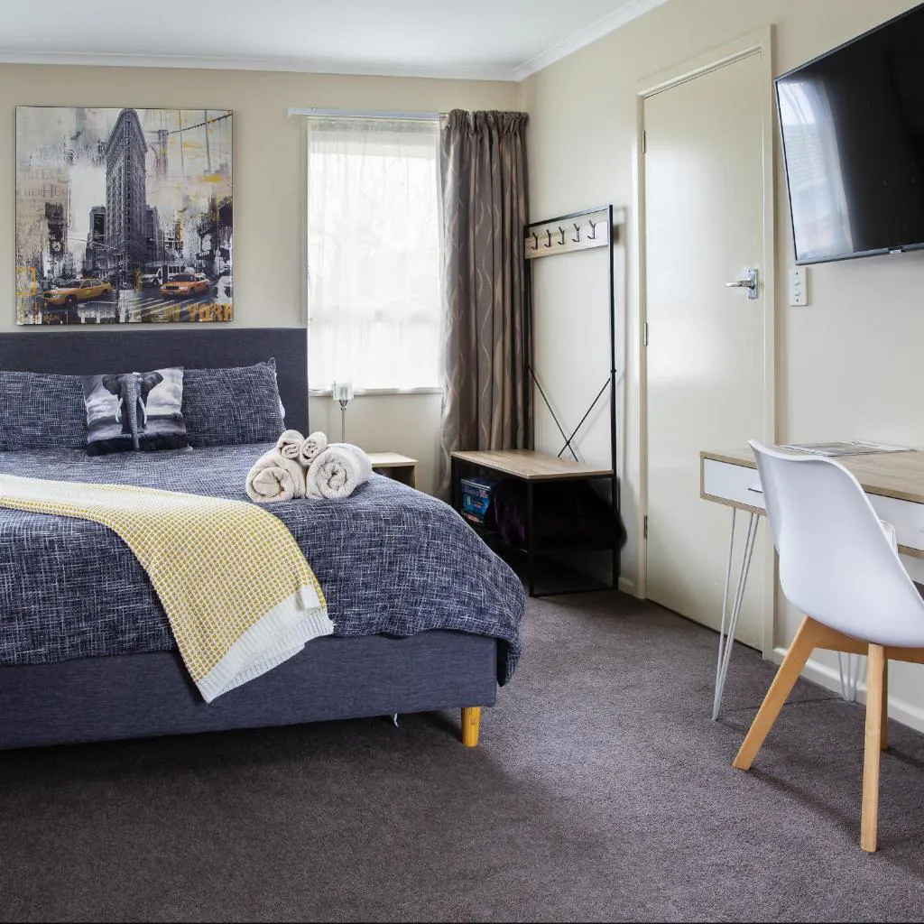 Photograph of Chic Private Studio 5 mins from Airport and shops