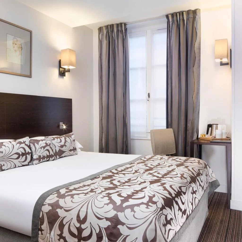 Photograph of Hôtel Paris Louvre Opéra