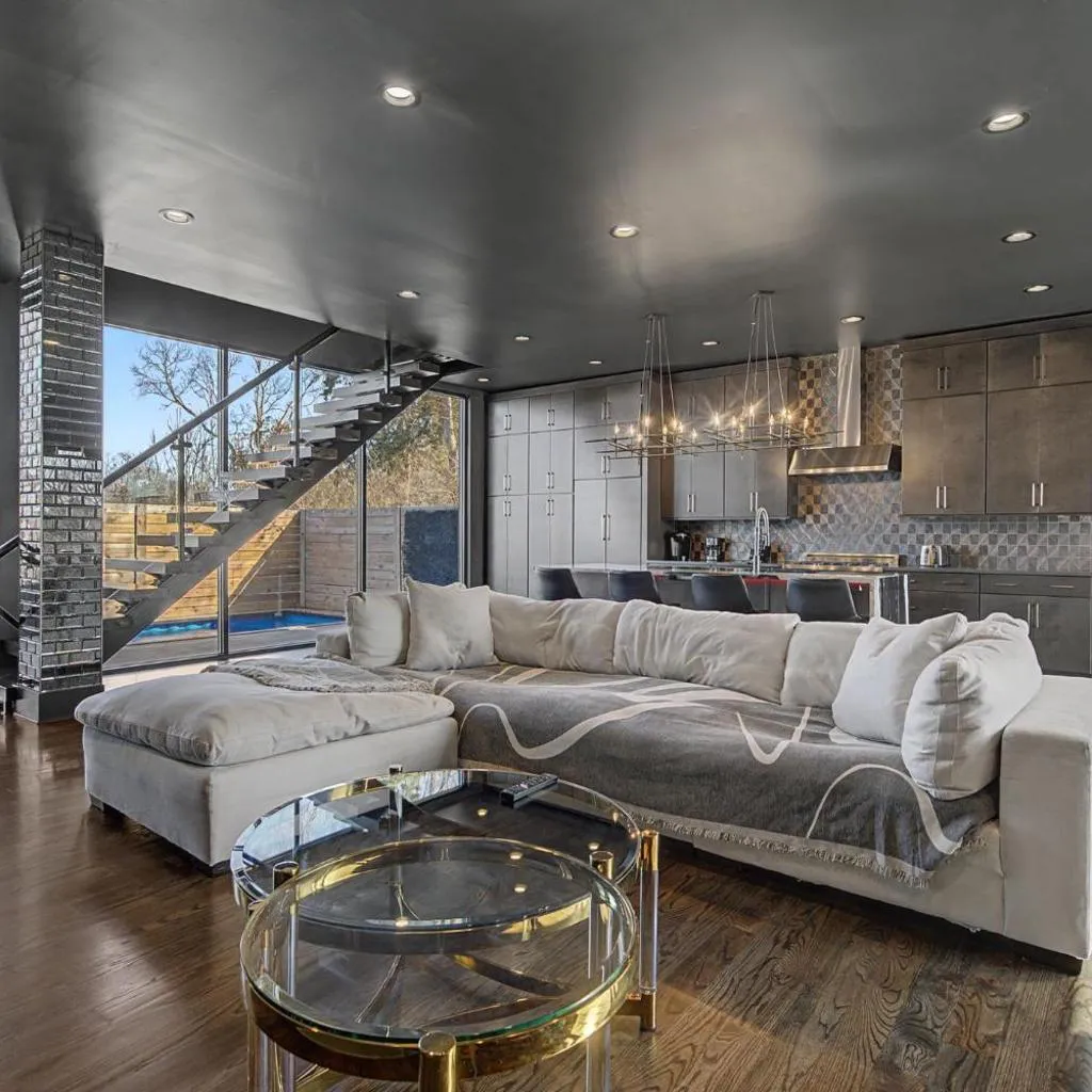 Photograph of Modern Oasis Downtown Skyline View Prime Nashville