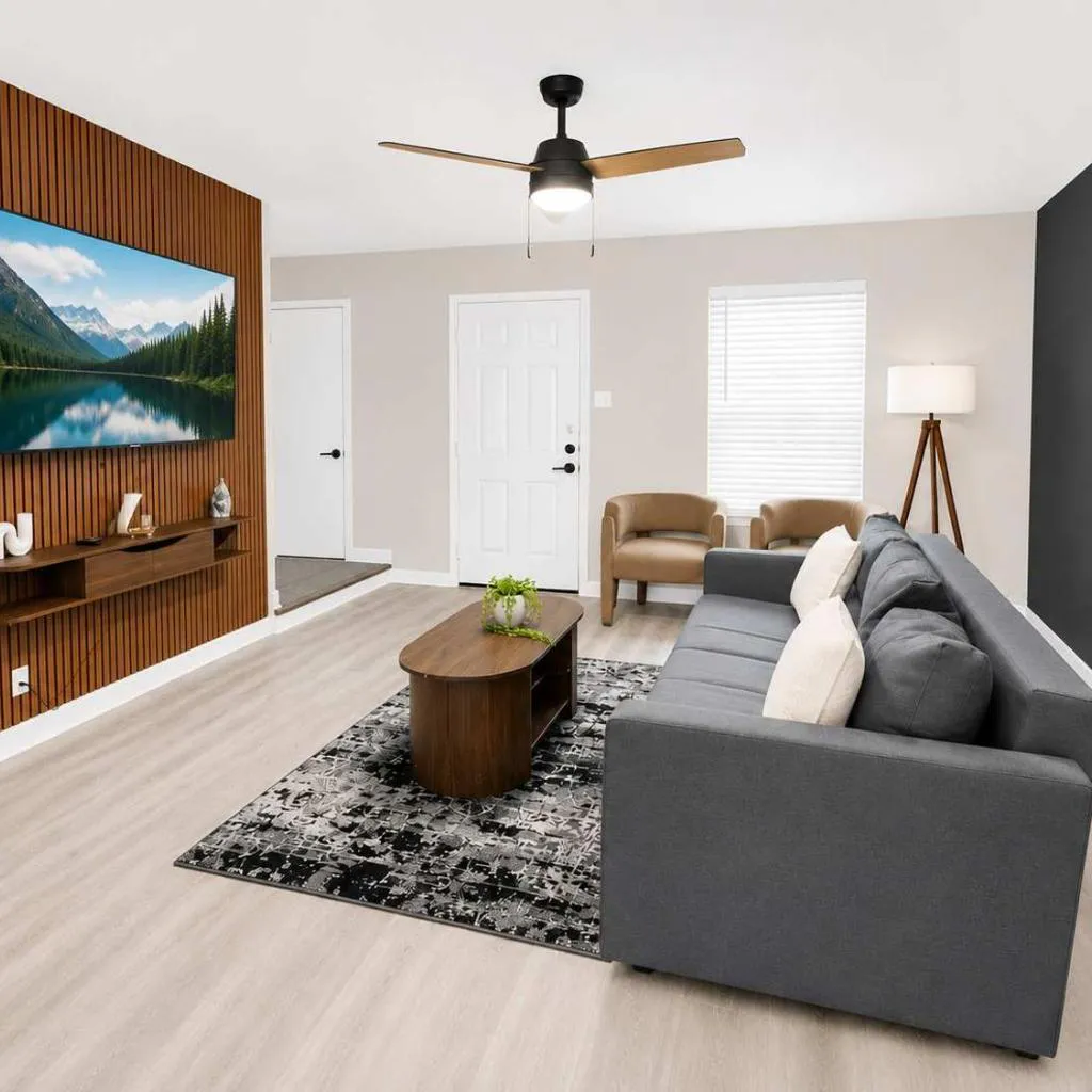 Photograph of Spacious 2BR Townhome - Near Love Field - Sleeps 6