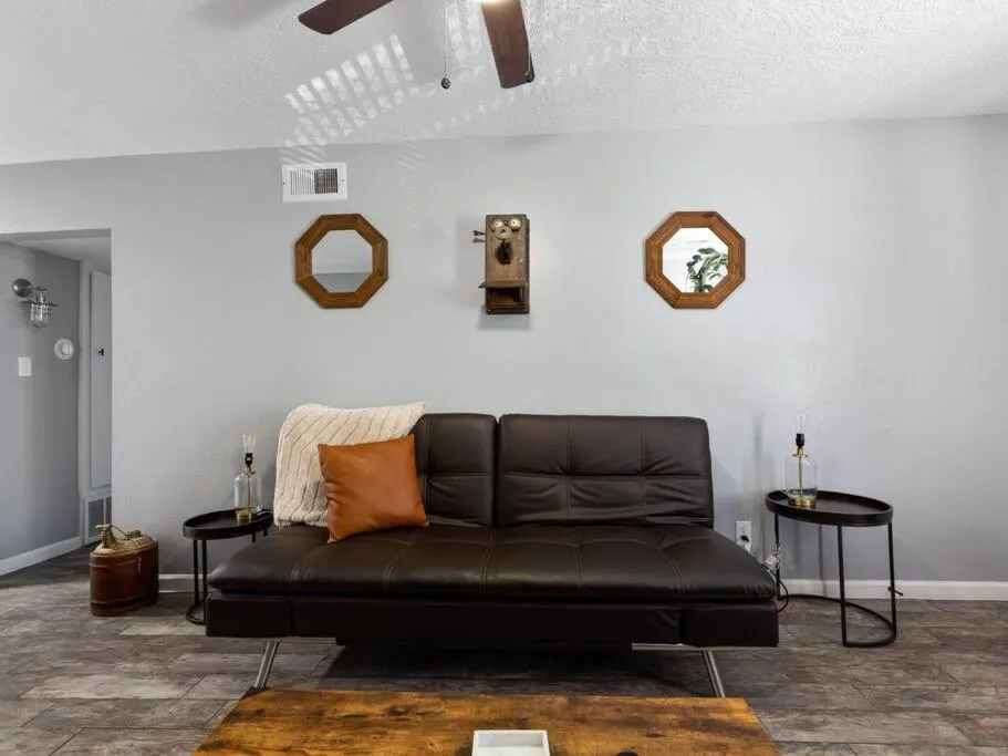 Photograph of Wine Themed Living! Near NRG! Elegant Stay