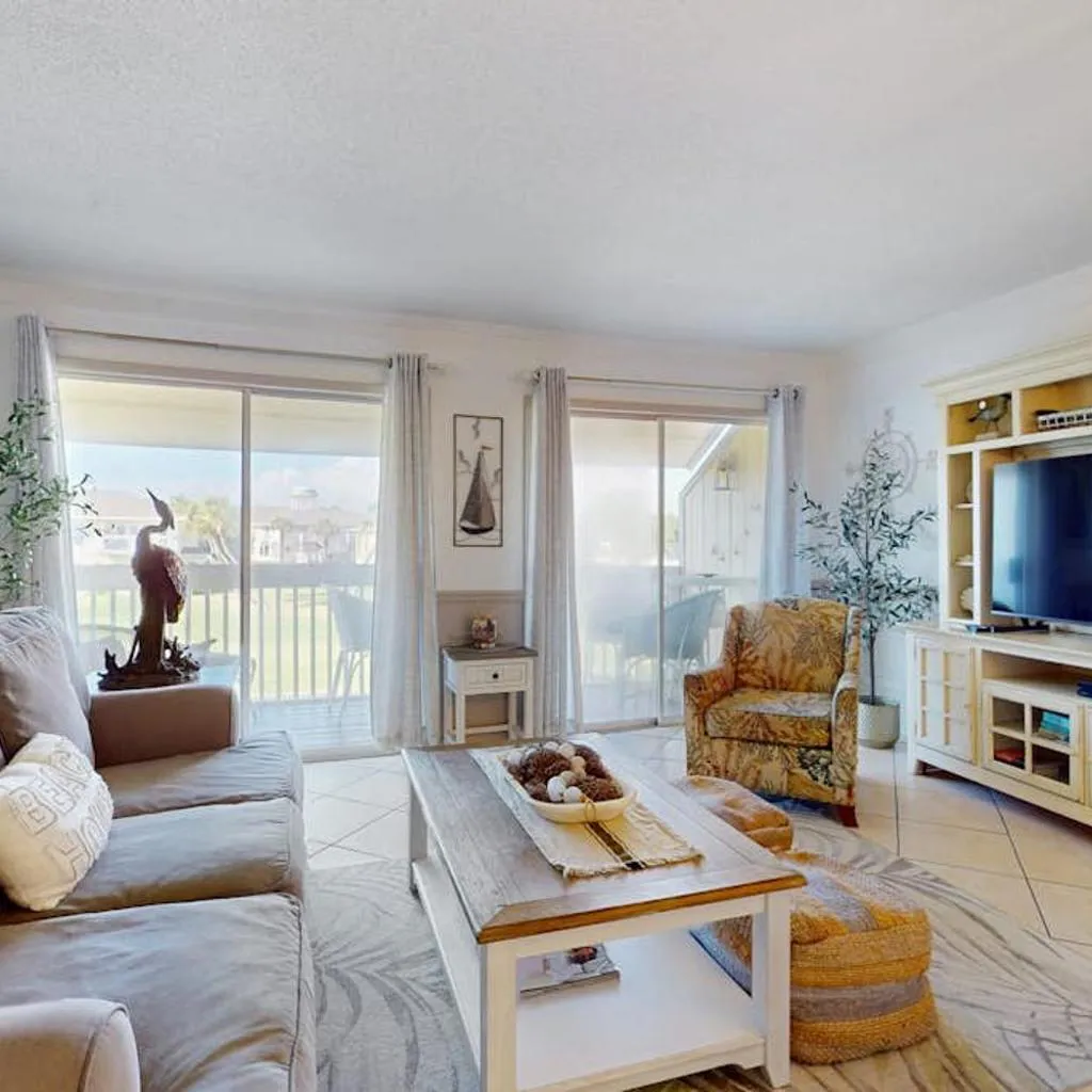 Photograph of Waterfront condo in private beach resort best free amenities in Destin