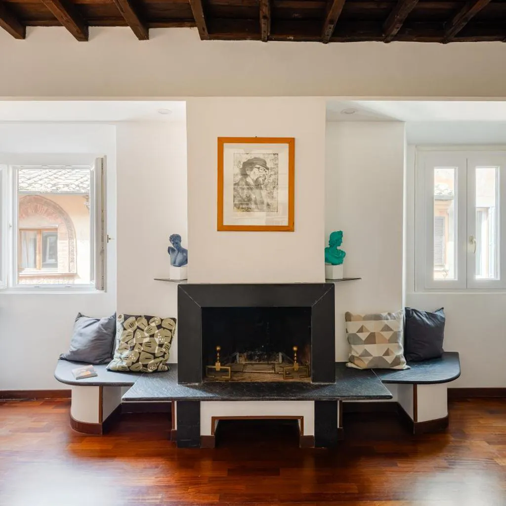 Photograph of Scala 31 Trastevere