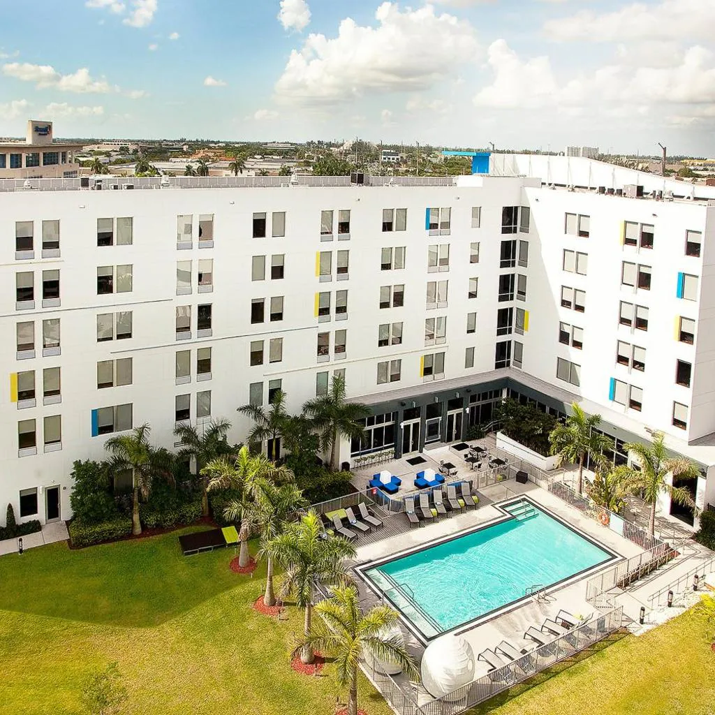 Photograph of Aloft by Marriott Miami Doral