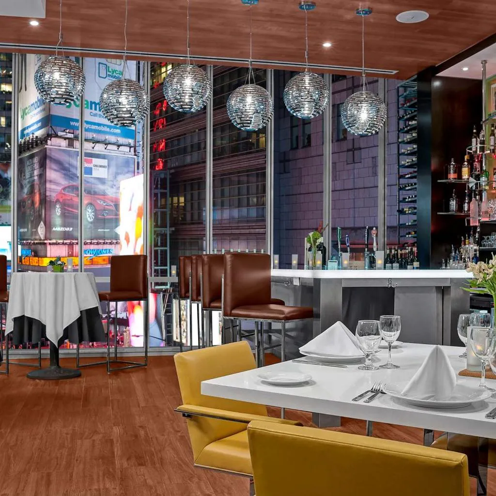 Photograph of Hilton Garden Inn New York - Times Square Central