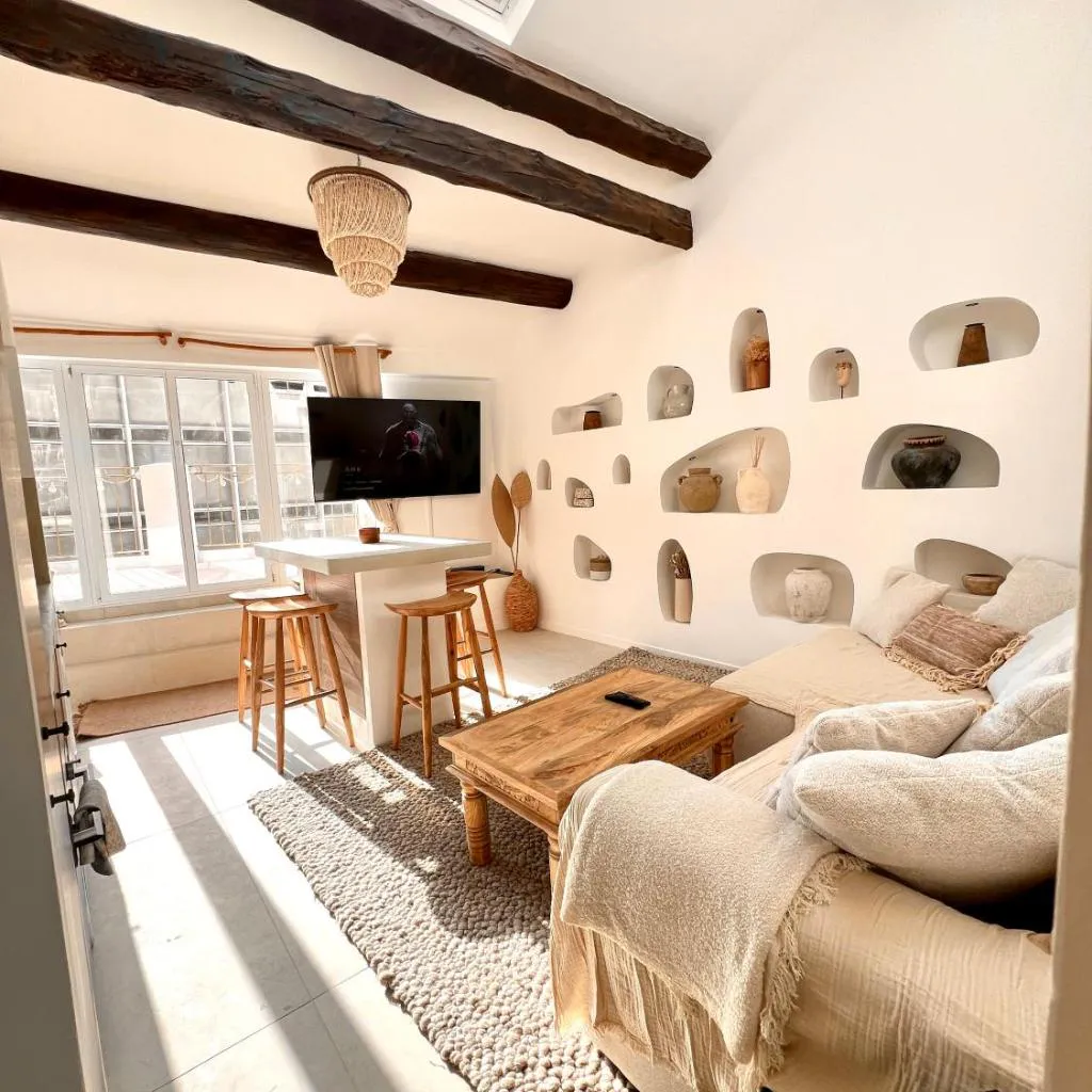 Photograph of Séjour marseillais - Penthouse vieux port climatisé