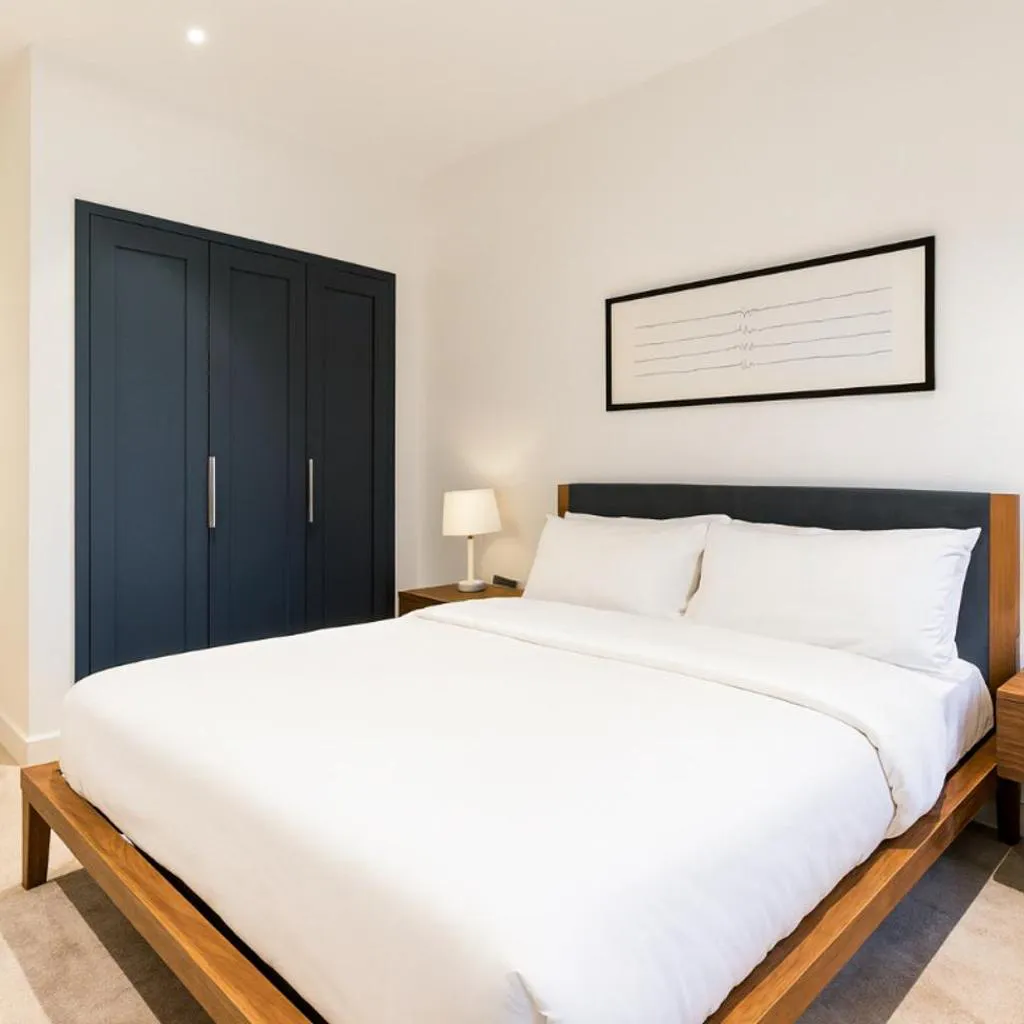 Photograph of En-suite Room LUXURIOUS 2 bed Flatshare