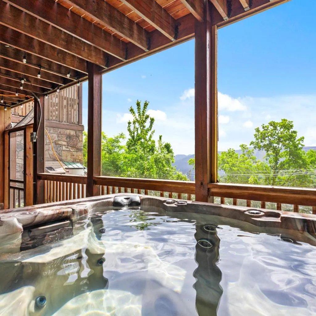 Photograph of Classy Bear Cabin - Summit Views of Ober Mountain, Hot Tub, 3 King Beds, 2 Mi to Downtown