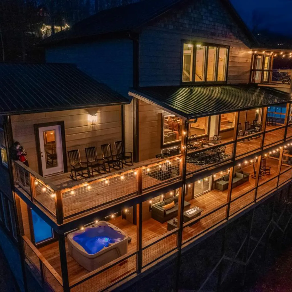 Photograph of Summit Luxe Resort by Ghosal Luxury Lodging